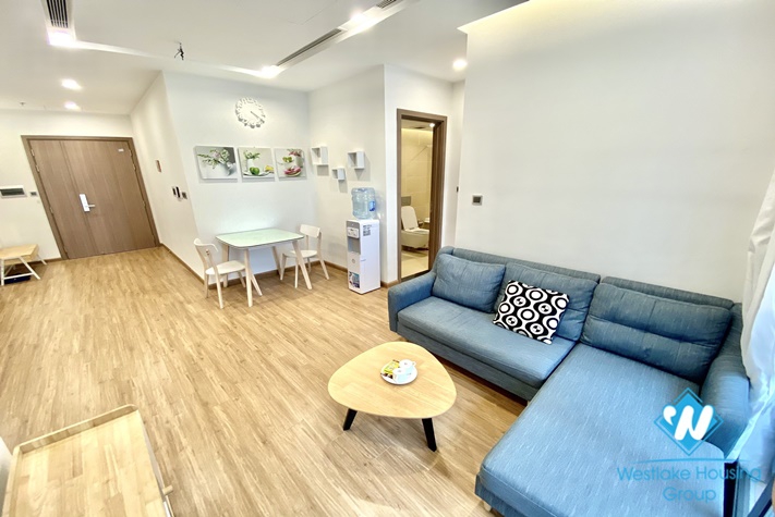 Elegant 01 bedroom apartment in good quality building in M1- Vinhomes Metropolis. 