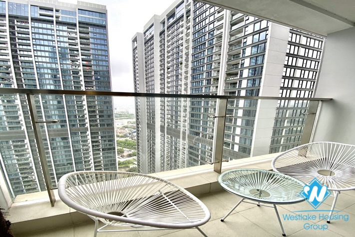 Elegant 01 bedroom apartment in good quality building in M1- Vinhomes Metropolis. 