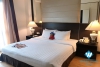 Luxuriously furnished apartment with 4 bedroom in High-End building on Diamond Westlake for lease