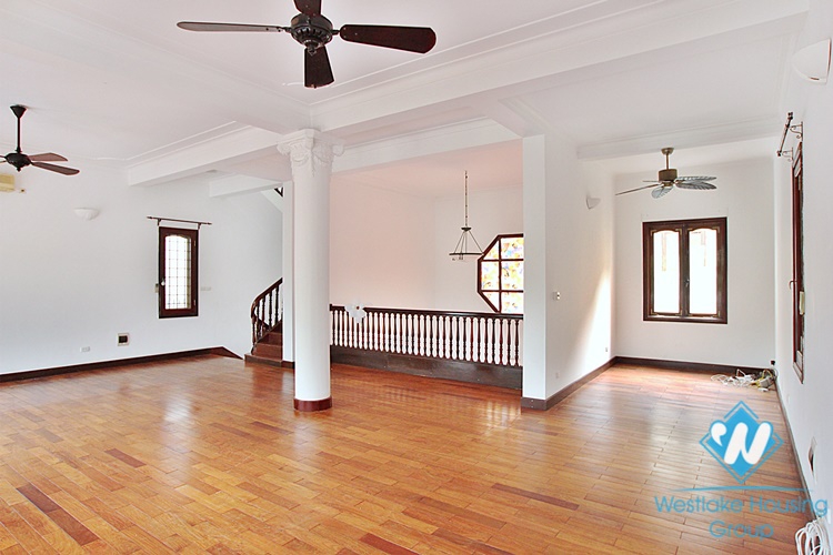 Elegant 4 bedroom house with swimming pool for rent in To Ngoc Van