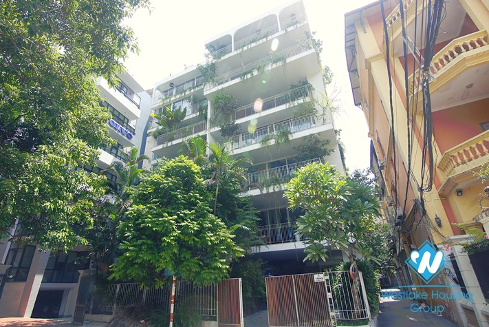 Large and high quality apartment with 4 bedrooms for rent in To Ngoc Van st, Tay Ho District 