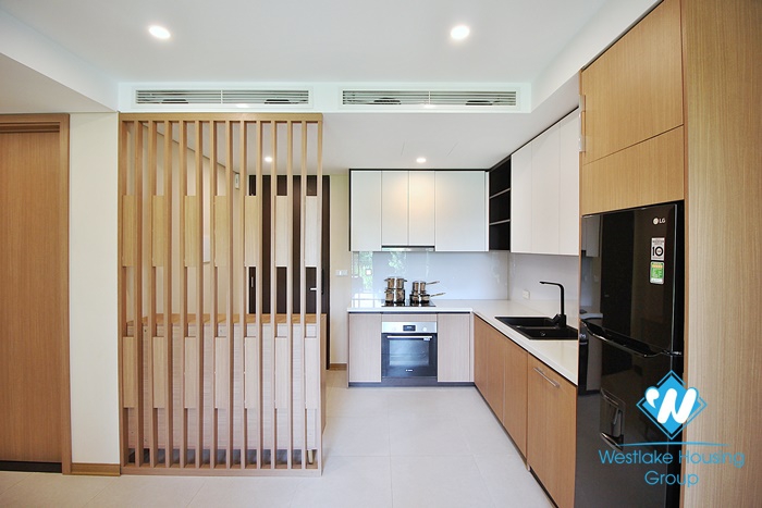 A beautiful and modern 2 bedrooms apartment for rent on Tay Ho street, Tay ho, Hanoi
