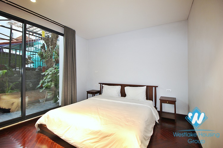 Ground floor 2 bedrooms apartment for rent in Tu Hoa st, Tay Ho