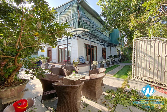 Huge garden house for rent in Tay Ho District 