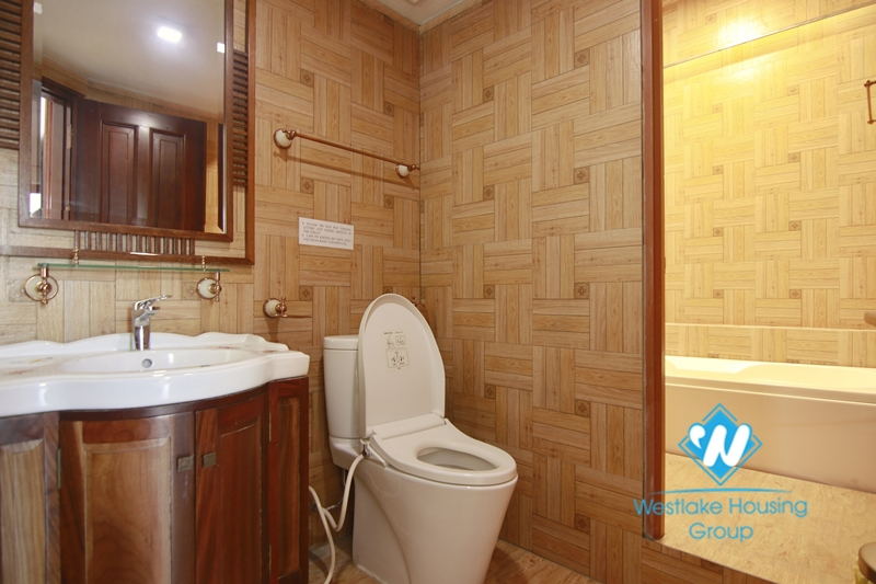 Super spacious, newly renovated lake view apartment for rent in Truc Bach, Ba Dinh