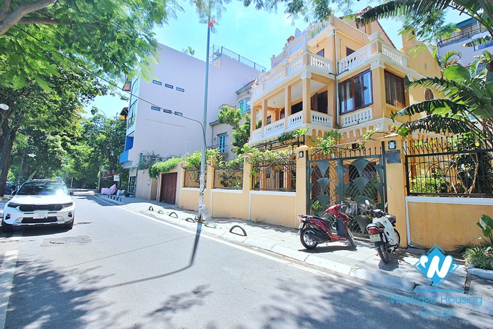 An unique style 4 bedroom house in Tu hoa, Tay ho