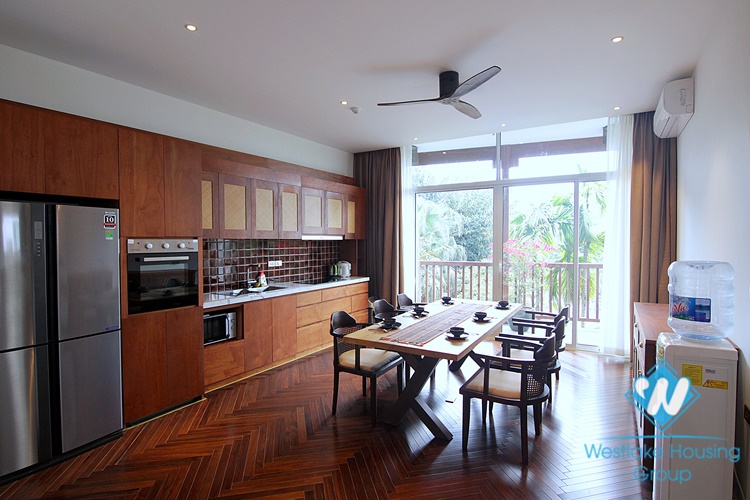 Luxurious 4 beds aparment for rent in Xom Chua, Dang Thai Mai area, Tay Ho