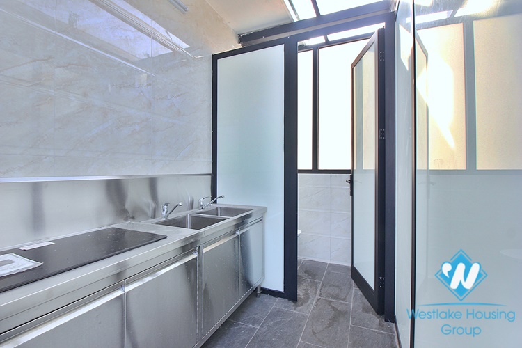 A newly 2 bedrooms apartment for rent in To Ngoc Van st, Tay Ho