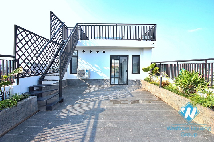 A newly 2 bedrooms apartment for rent in To Ngoc Van st, Tay Ho