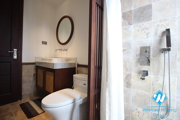 Lake view apartment with 4 bedrooms for rent in Quang Khanh st, Tay Ho District 