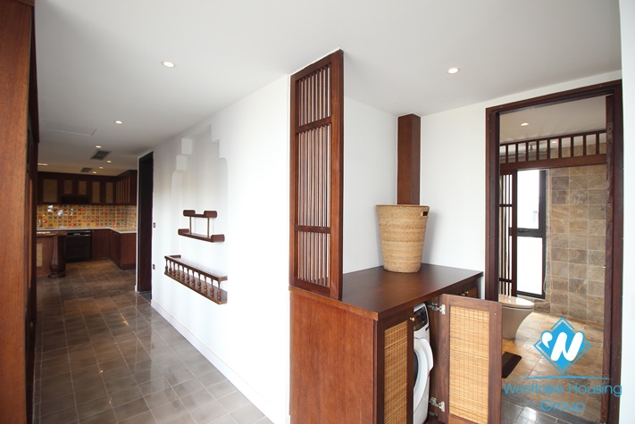 Lake view apartment with 4 bedrooms for rent in Quang Khanh st, Tay Ho District 
