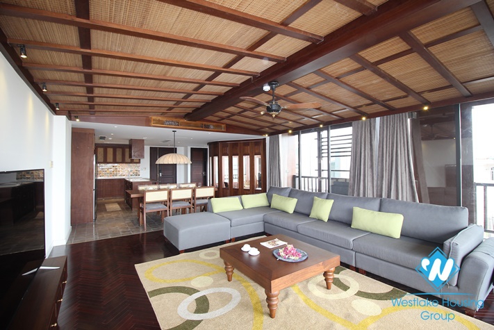 Lake view apartment with 4 bedrooms for rent in Quang Khanh st, Tay Ho District 