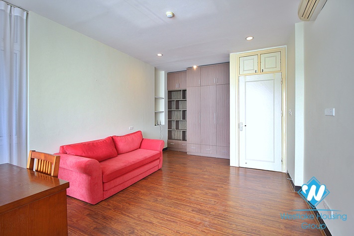 High quality 3 bedroom apartment with lake view in Quang An, Tay Ho