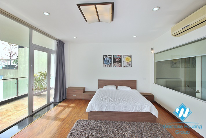 High quality 3 bedroom apartment with lake view in Quang An, Tay Ho