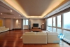 A beautiful service 4 bedroom apartment for rent in Dang thai mai, Tay ho, Ha noi 