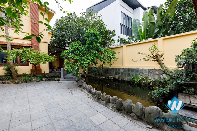 A Nice House with Feng Shui garden for rent in Au Co, Tay Ho