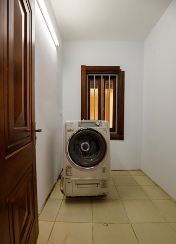 A Nice House with Feng Shui garden for rent in Au Co, Tay Ho