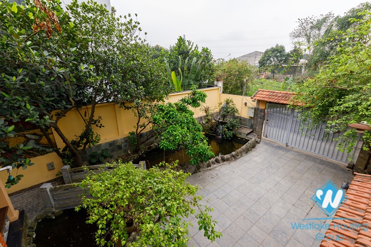 A Nice House with Feng Shui garden for rent in Au Co, Tay Ho