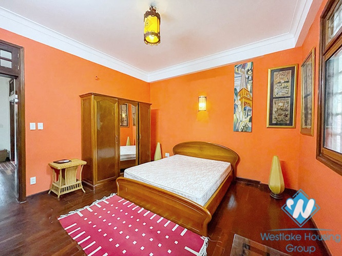 A beautiful house with nice view for rent in Tay Ho, Ha Noi