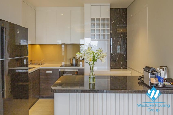 Modern 4 bedrooms apartment in Tay Ho District for rent