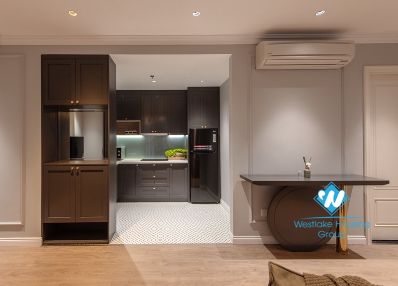 One bedroom apartment for rent in Ly Thai To, Hoan Kiem