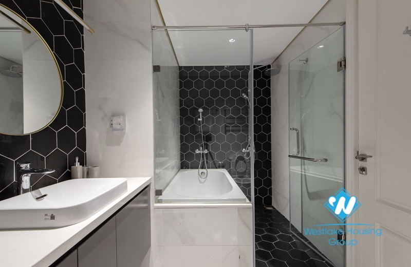 One bedroom apartment for rent in Ly Thai To, Hoan Kiem