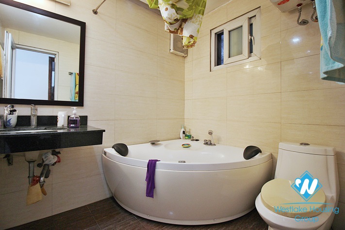 Good quality house with 3 bedrooms for lease in Tay Ho area.
