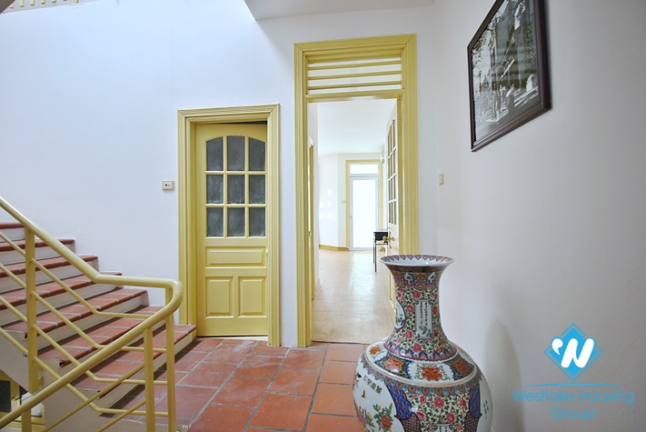 Spacious 6 bedrooms house for rent in Tayho 