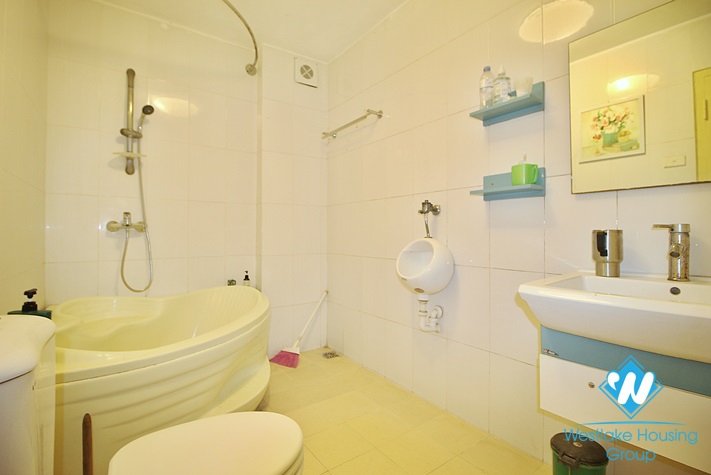 Spacious 6 bedrooms house for rent in Tayho 