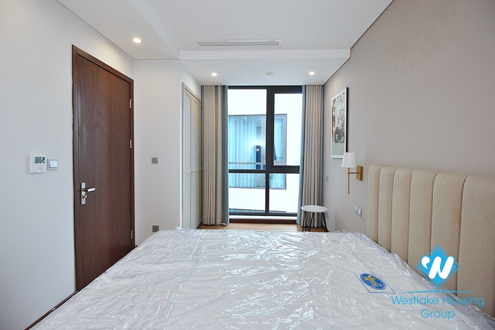 Bright 3 bedroom duplex apartment for rent in Tu Hoa, Tay Ho, Ha Noi