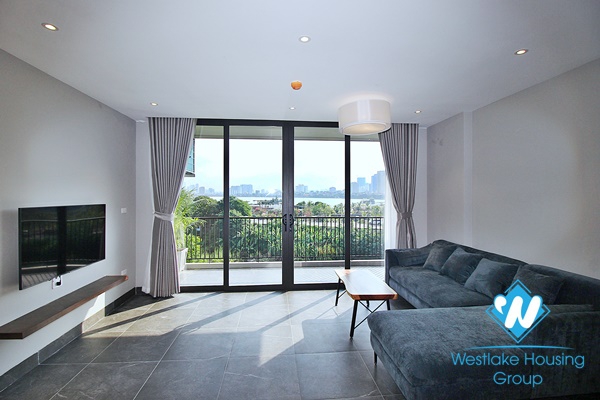 A bright 02 bedrooms apartment with lake view in Tay Ho, Ha Noi for rent