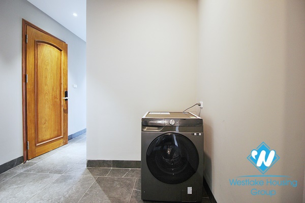 A bright 02 bedrooms apartment with lake view in Tay Ho, Ha Noi for rent
