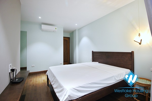 A bright 02 bedrooms apartment with lake view in Tay Ho, Ha Noi for rent