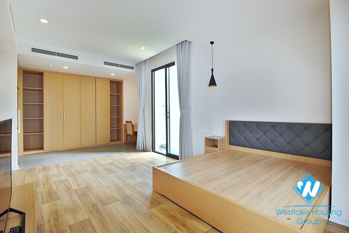 A newly 4 bedrooms apartment for rent in Tay Ho area