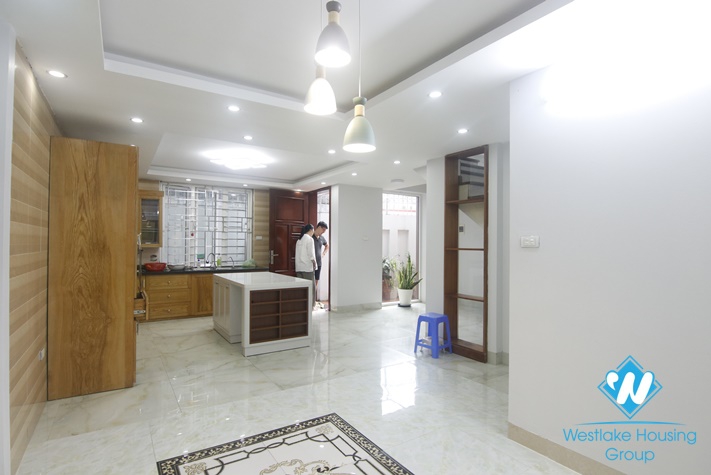 Good quality house for rent near Aeon Mall, Long Bien. Ha Noi