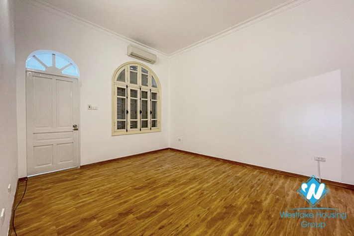 A cheap house for rent in Tay Ho, Ha Noi