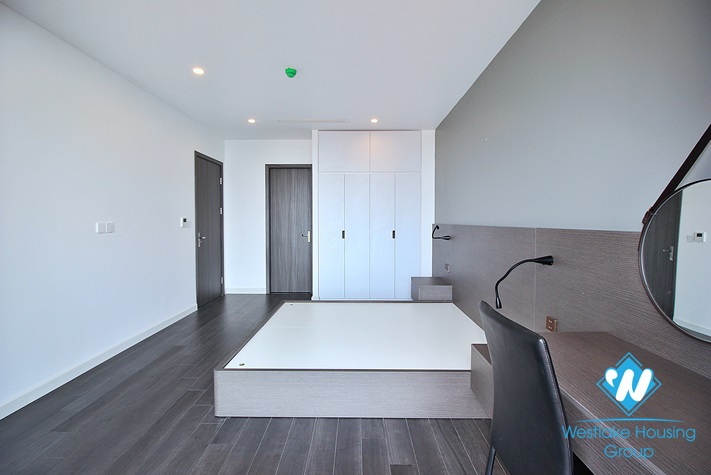 Morden and bright 3 bedrooms apartment for rent in Xuan Dieu, Tay Ho