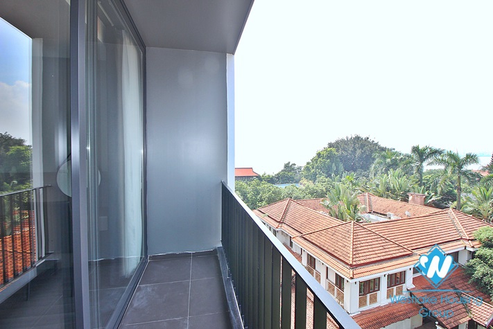 Morden and bright 3 bedrooms apartment for rent in Xuan Dieu, Tay Ho