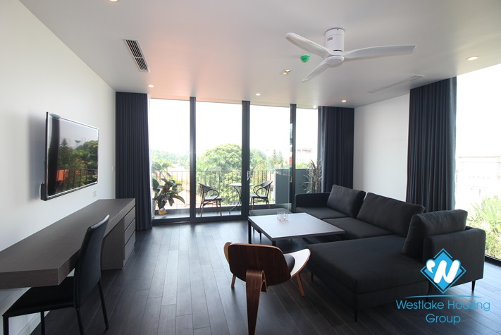 Morden and bright 3 bedrooms apartment for rent in Xuan Dieu, Tay Ho