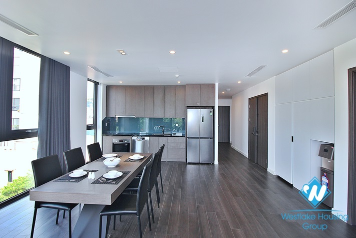 Morden and bright 3 bedrooms apartment for rent in Xuan Dieu, Tay Ho