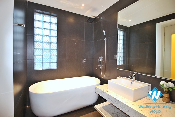 Spacious 2 beds apartment for rent in Tu Hoa area, Tay Ho