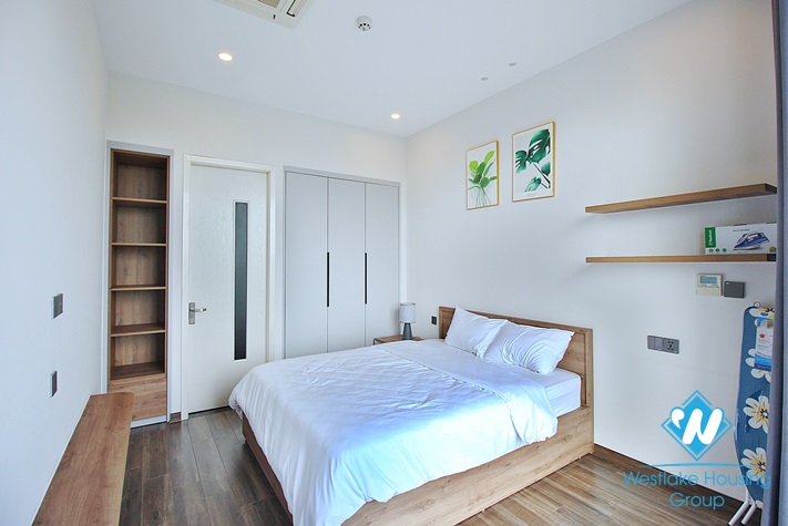 Lakeview and brandnew 3 beds apartment for rent in Tu Hoa area, Tay Ho