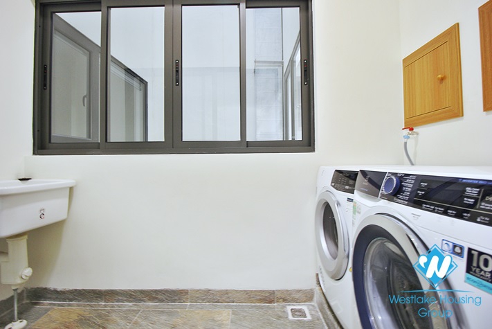 Morden and spacious 3 beds apartment for rent in Au Co st, Tay Ho