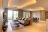 Modern 4 bedrooms apartment in Tay Ho District for rent
