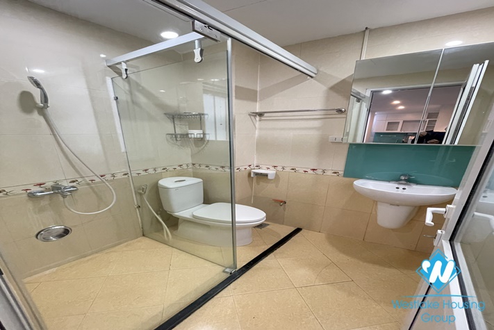 Spaciuos 2 bedroom apartment for rent in Ba Dinh 
