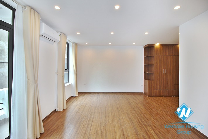 Vintage 4 bedrooms house for rent in Tay Ho, Hanoi 