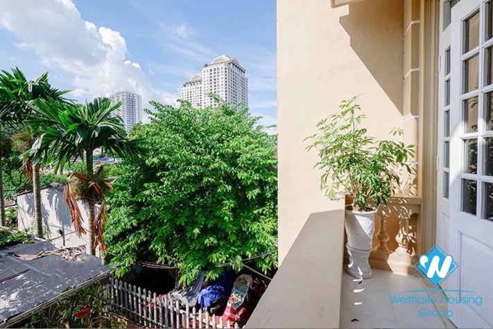 Fully furnished apartment for lease in Dang Thai Mai street ,Tay Ho district.
