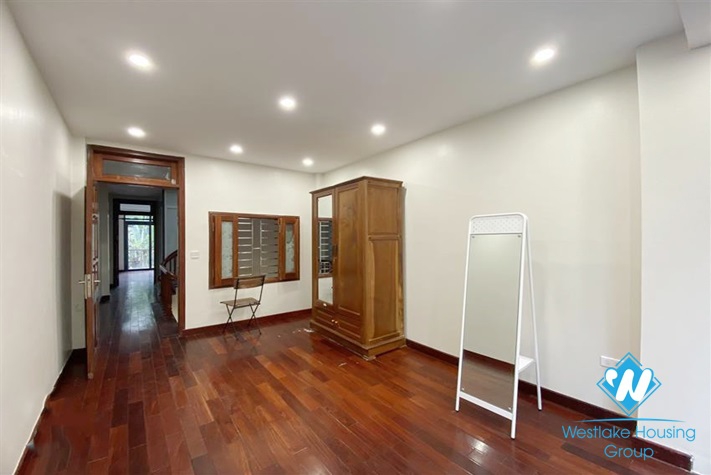 A good house with 3 bedrooms for rent in Dang Thai Mai st, Tay Ho Disrict