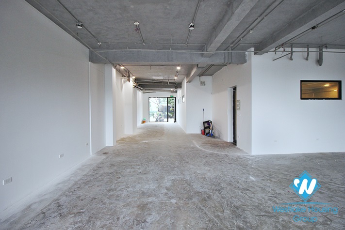 Lake view coffee or office for rent in To Ngoc Van st, Tay Ho