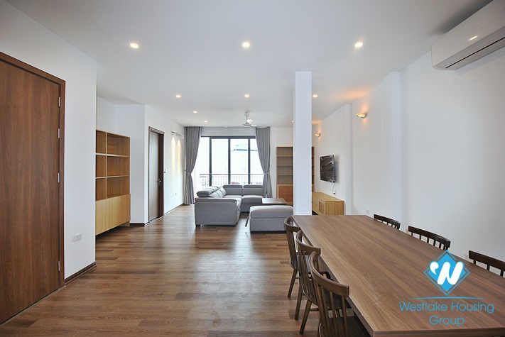 New and bright 3 beds apartment for rent in Dang Thai Mai area, Tay Ho